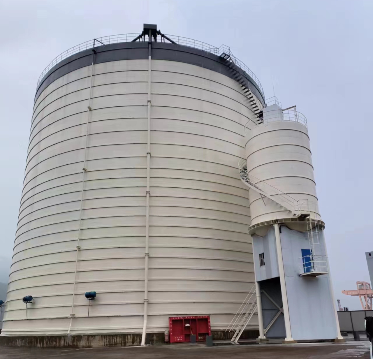 新宾10万吨水泥钢板库